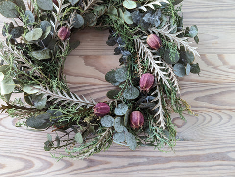 Eucalyptus, Cedar, Nigella Wreath - Small
