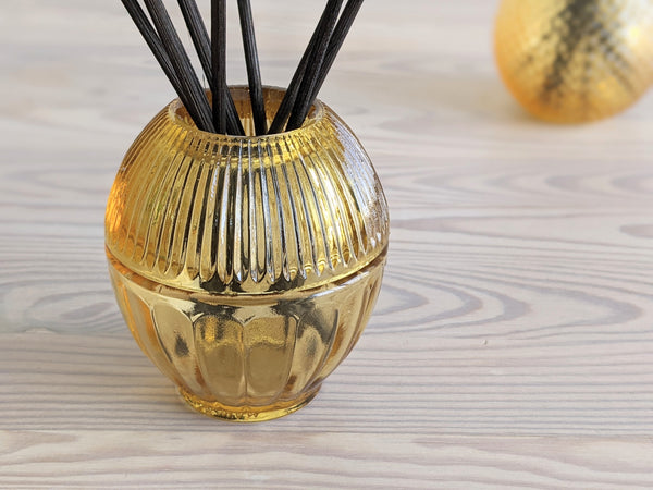 Vintage 2-Pc Honey Glass Reed Diffuser