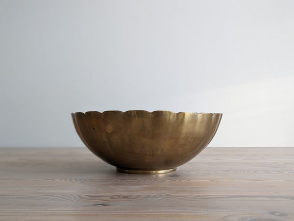 Vintage Brass Scalloped Candle - Extra Large